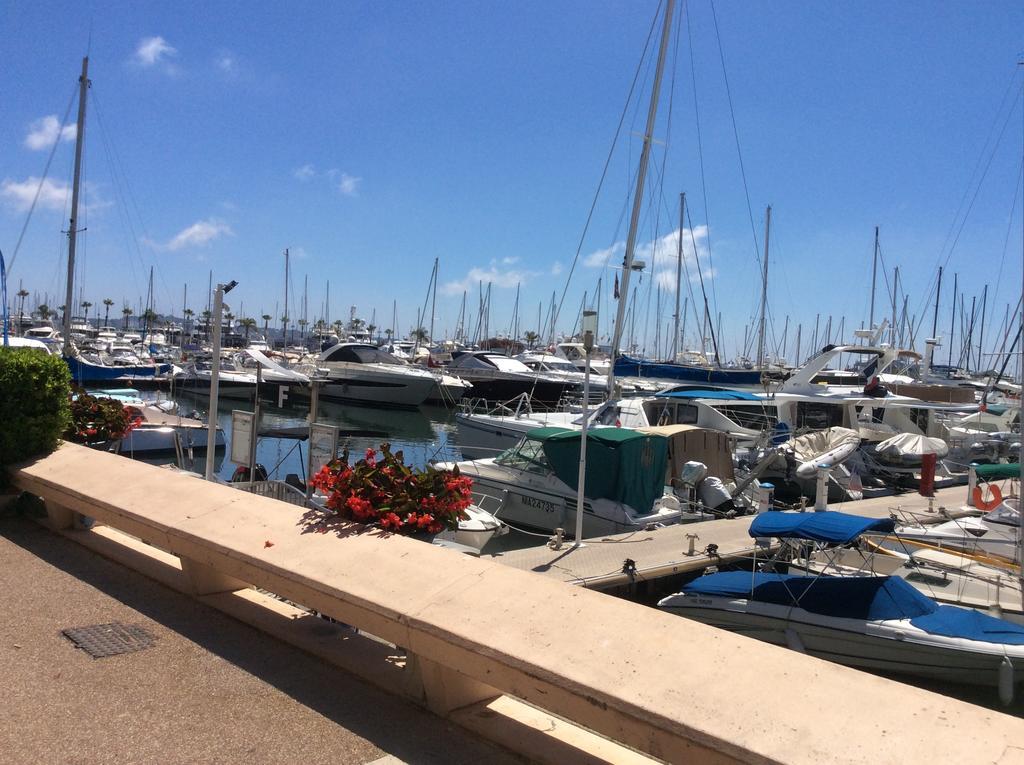 Ferienwohnung Natalilocs Golfe-Juan Exterior foto